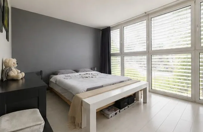 Villa triplex contiguë de 6 pièces avec vue panoramique sur la ville