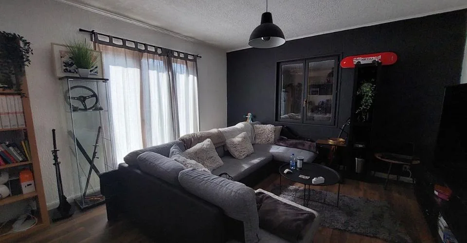 Spacieuse villa avec appartement indépendant au rez inférieur