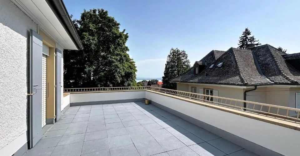 Maison de caractère rénovée avec vue lac et alpes