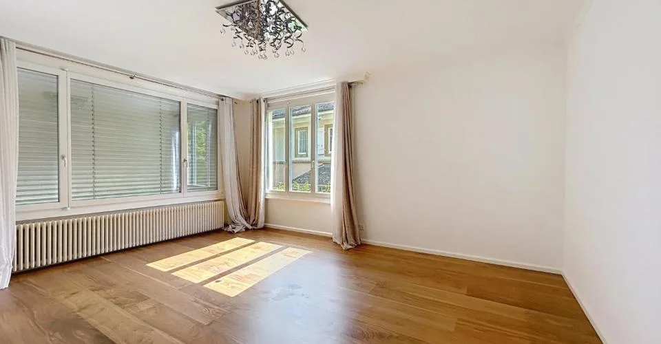 Maison de caractère rénovée avec vue lac et alpes
