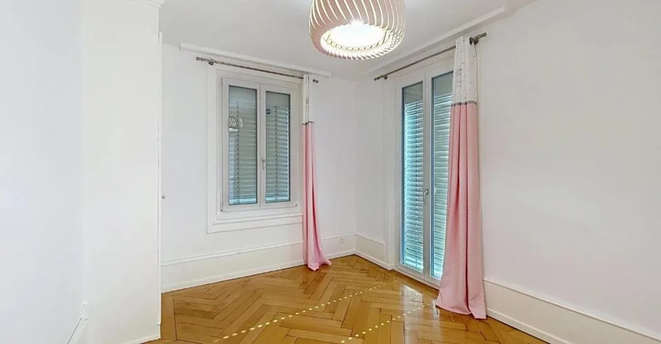 Maison de caractère rénovée avec vue lac et alpes