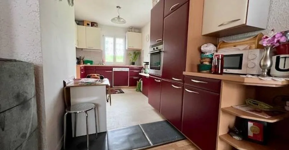 Charmante villa individuelle de 5,5 pièces, avec jardin et garage