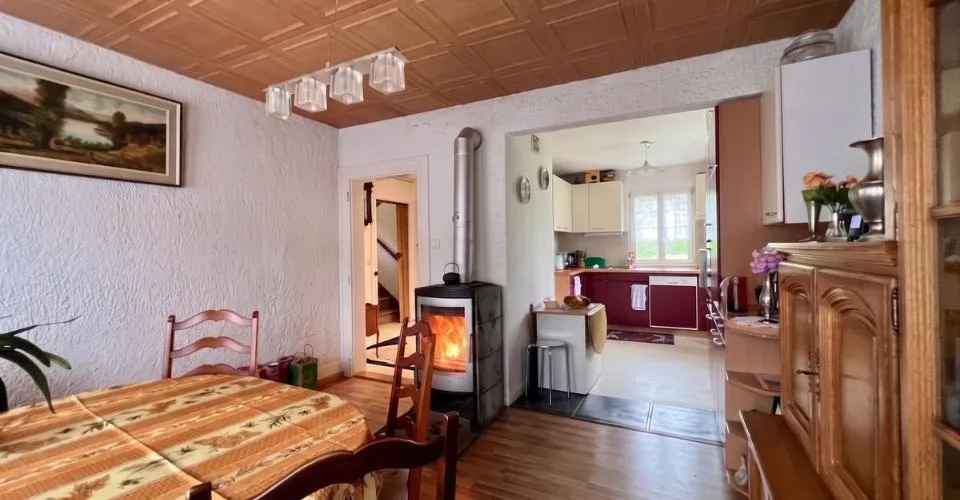 Charmante villa individuelle de 5,5 pièces, avec jardin et garage