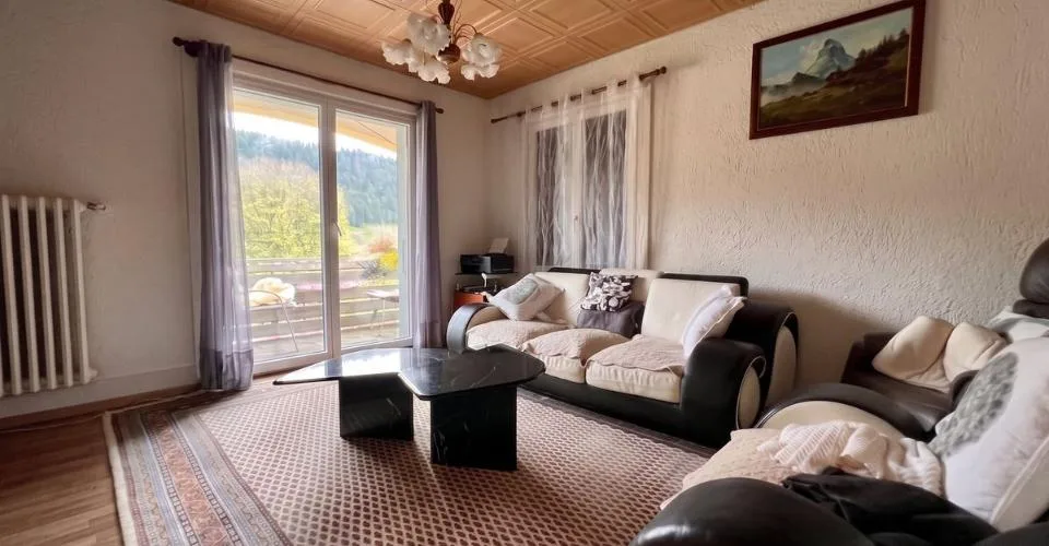 Charmante villa individuelle de 5,5 pièces, avec jardin et garage