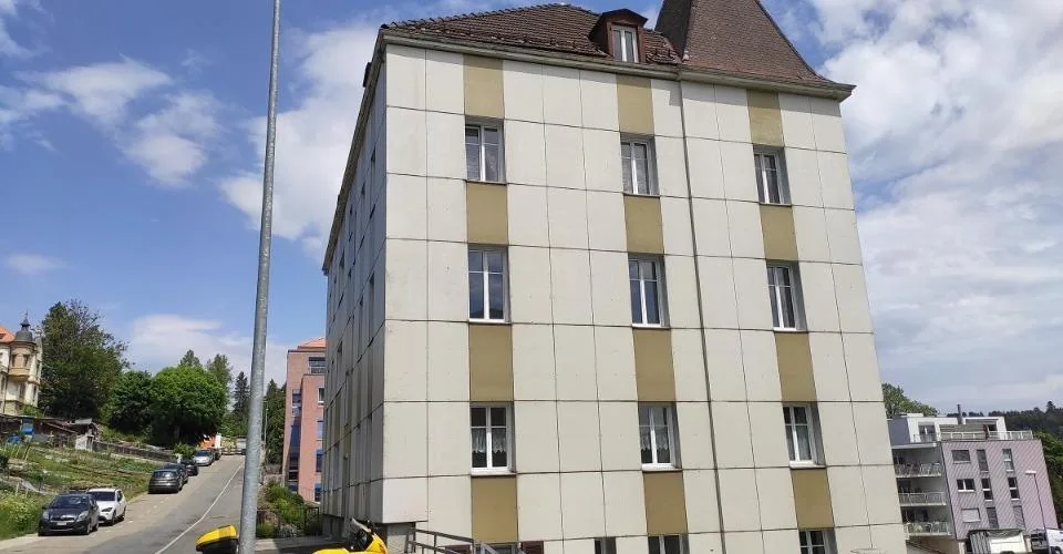 Immeuble de rendement avec 9 appartements, 1 atelier et 8 garages – foto 3 di 9