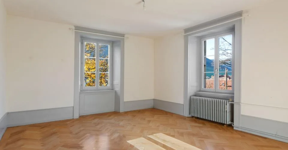 Exceptionnelle propriété de maître située à Couvet, dans le canton de Neuchâtel.