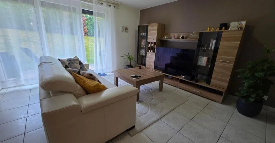 Appartement 4,5 pièces avec jardin plein sud et garage aux Foulets