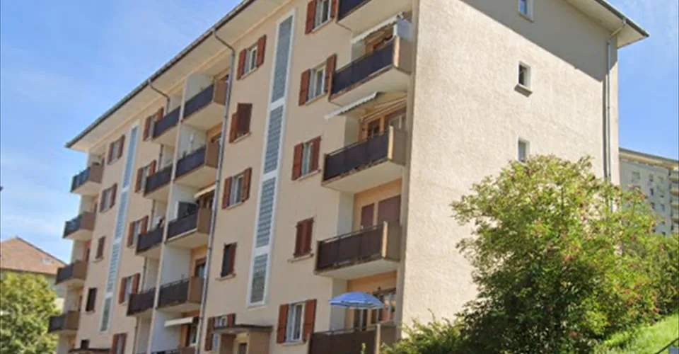 A VENDRE à LE LOCLE Opportunité Loué