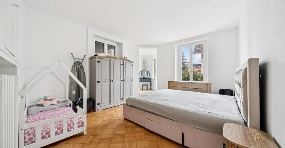 Maison de maître composée de 2 appartements