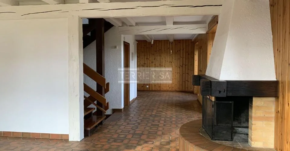 Duplex en PPE de 5 pièces avec entrée indépendante