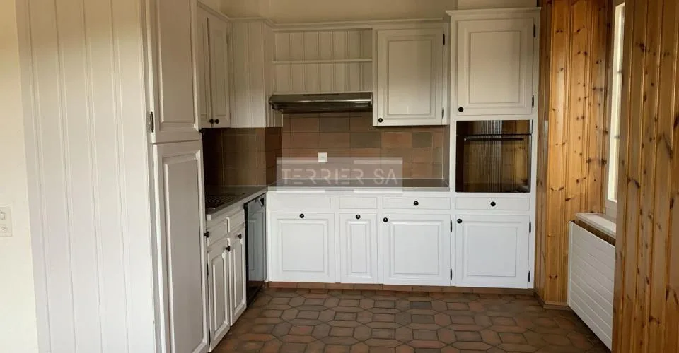 Duplex en PPE de 5 pièces avec entrée indépendante