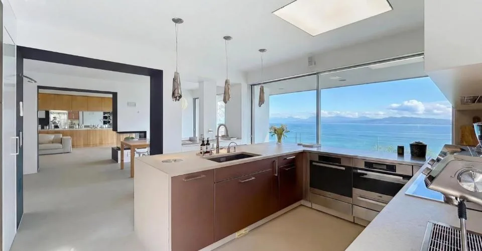 Propriété contemporaine de 600 m² avec vue panoramique sur le lac – foto 4 di 13