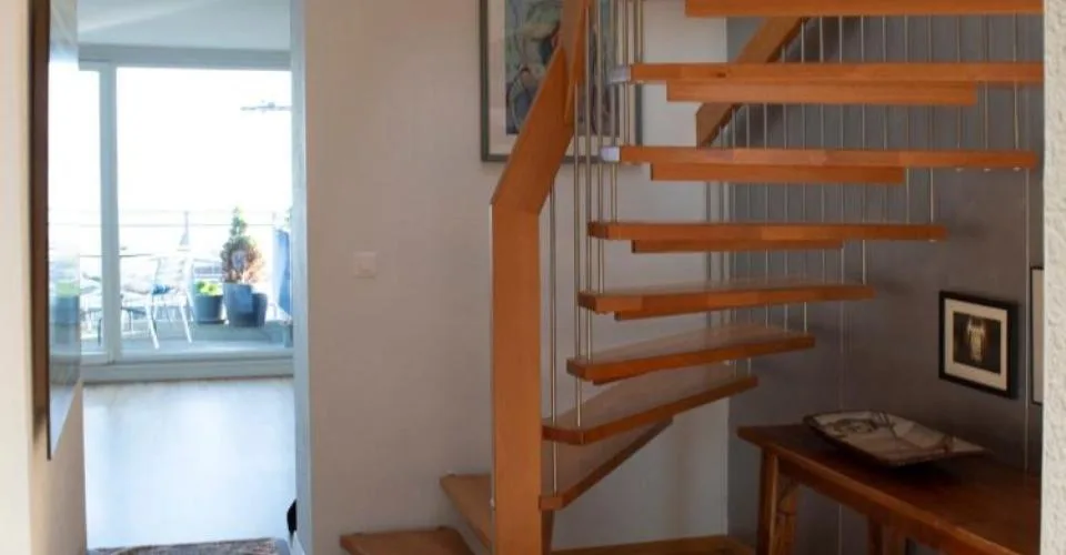 Appartement de 6.5 pièces en duplex avec magnifique vue sur le lac et les Alpes