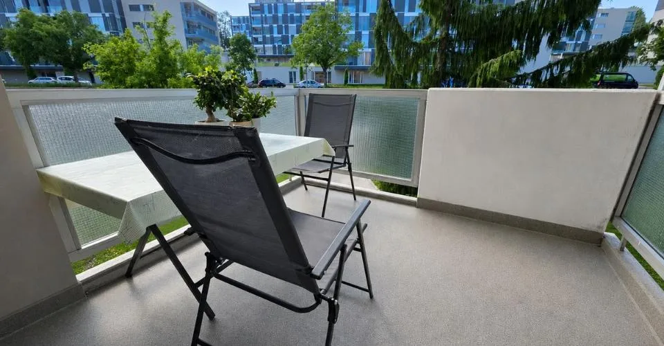 Appartement lumineux de 5,5 pièces avec ascenseur et garage