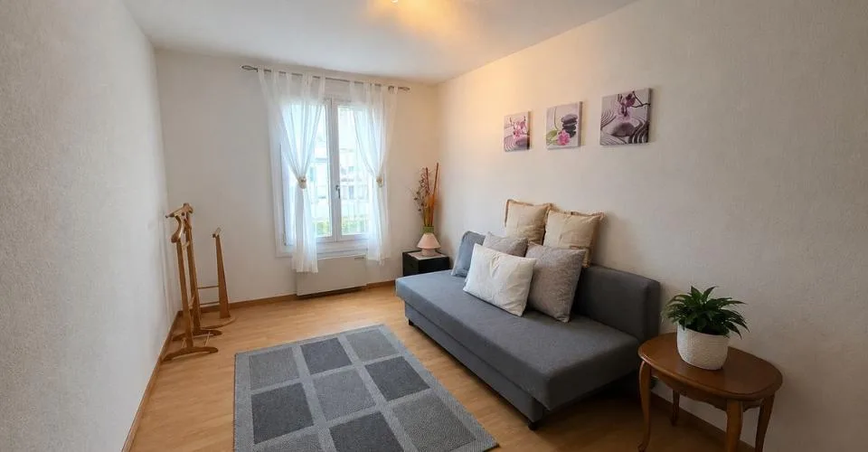Appartement lumineux de 5,5 pièces avec ascenseur et garage