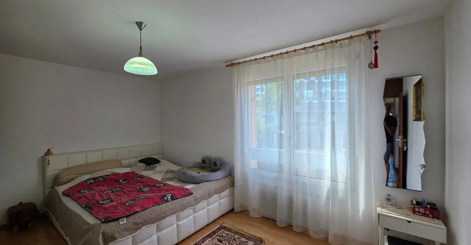 Appartement lumineux de 5,5 pièces avec ascenseur et garage
