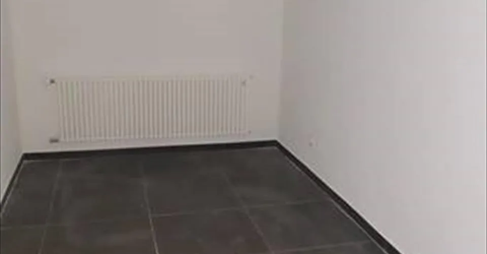 Immeuble avec cabaret