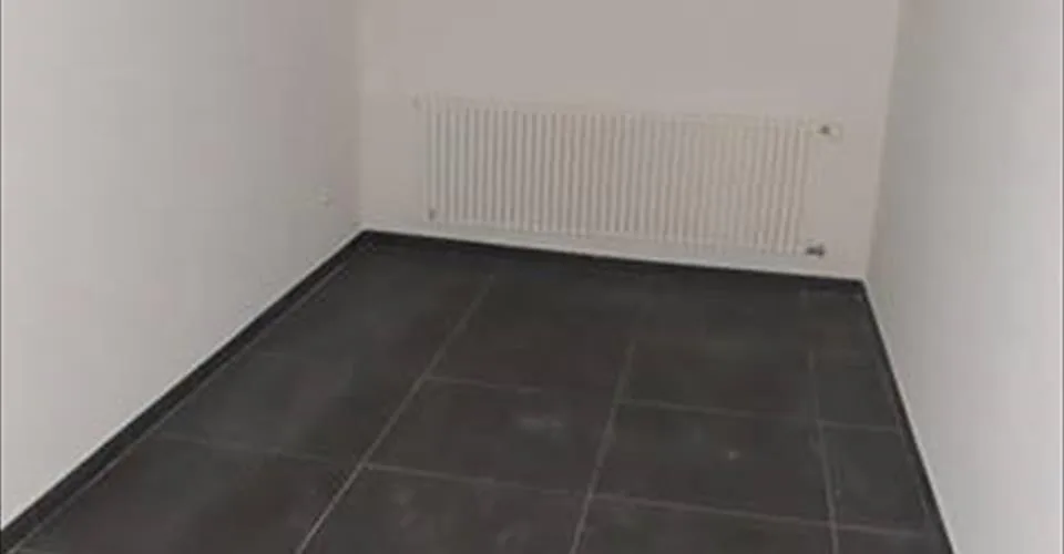 Immeuble avec cabaret