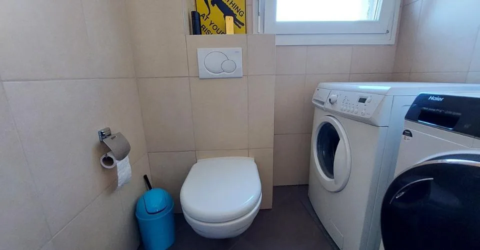 Appartement en attique avec terrasse, garage double et place de parc extérieure