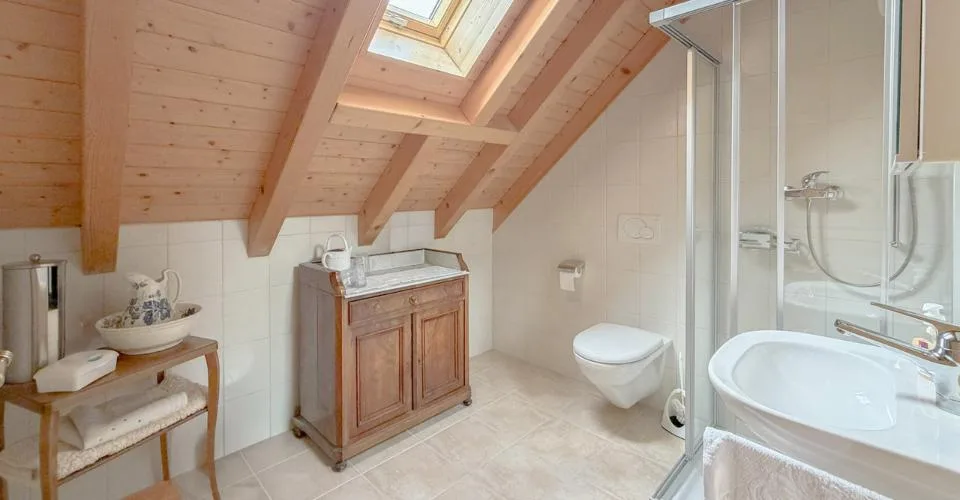 Maison familiale avec garage au cœur de Fleurier