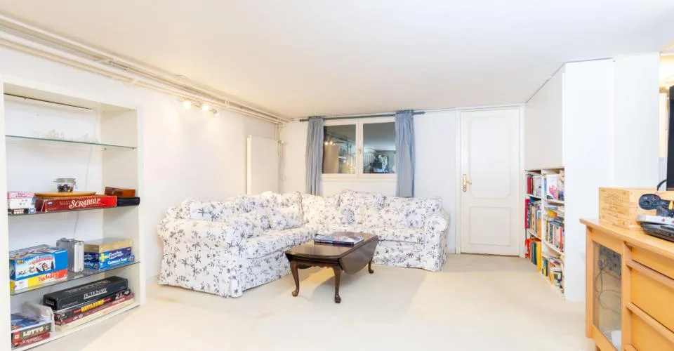 Élégante villa familiale au cœur de Collonge-Bellerive – photo 20 of 27