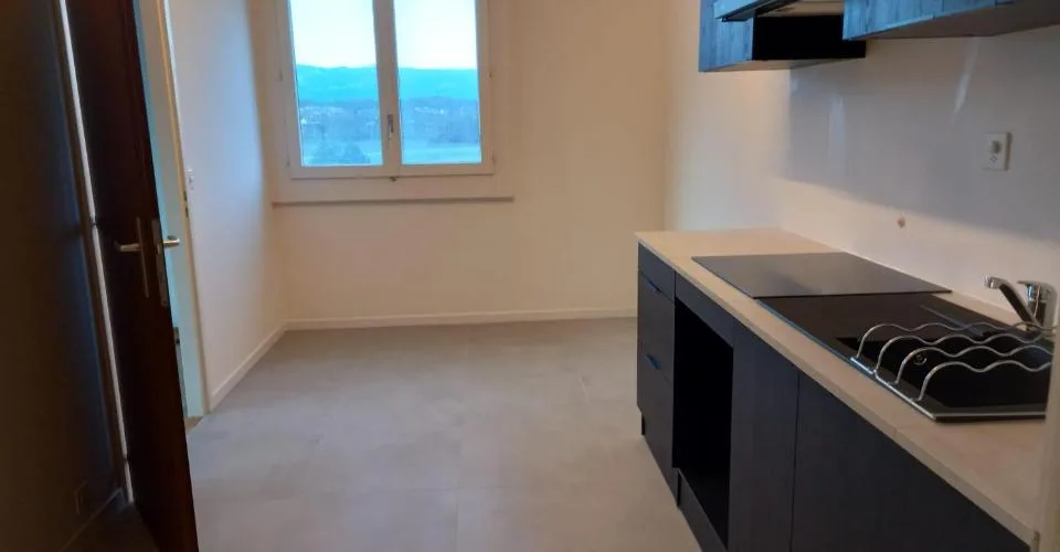 Spacieux appartement de 6 pièces avec une vue panoramique sur le Jura – Foto 11 von 13