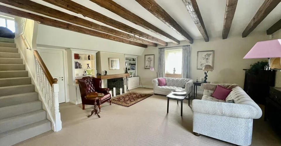 Superbe villa de charme avec dépendance