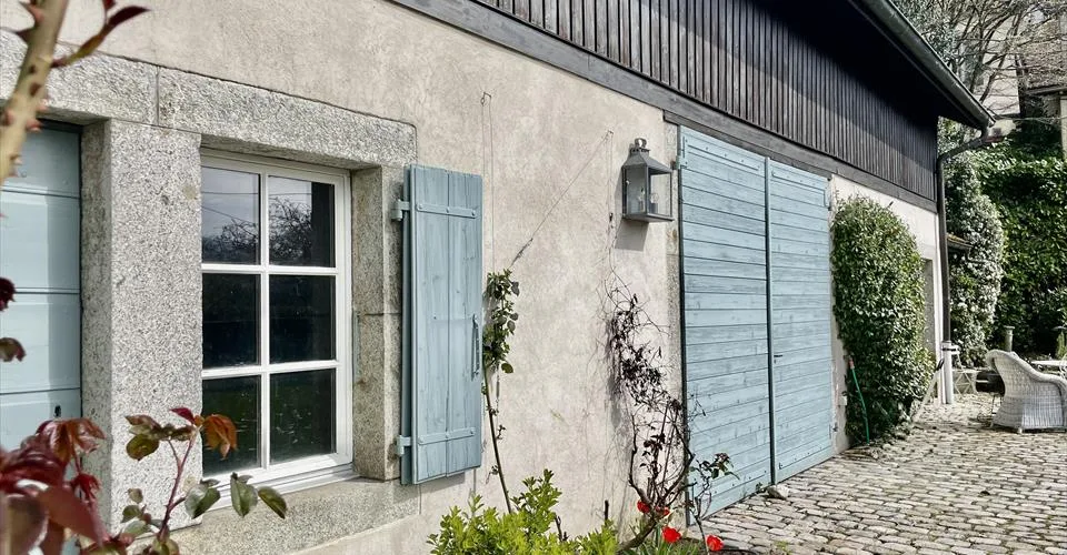 Superbe villa de charme avec dépendance