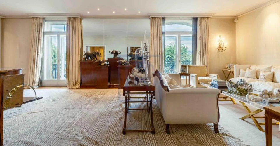 Appartement vue lac de 252m2