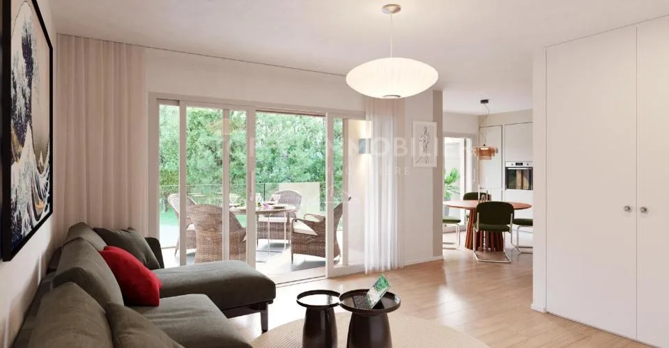 Spacious 5-room apartment with two large balconies