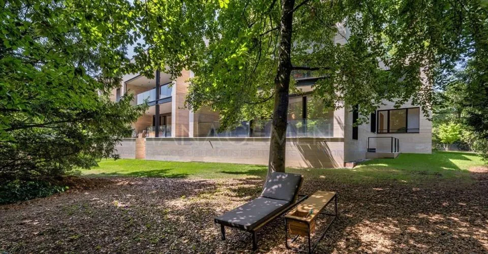 Résidence Beauvallon - Duplex rez-de jardin – photo 9 sur 13
