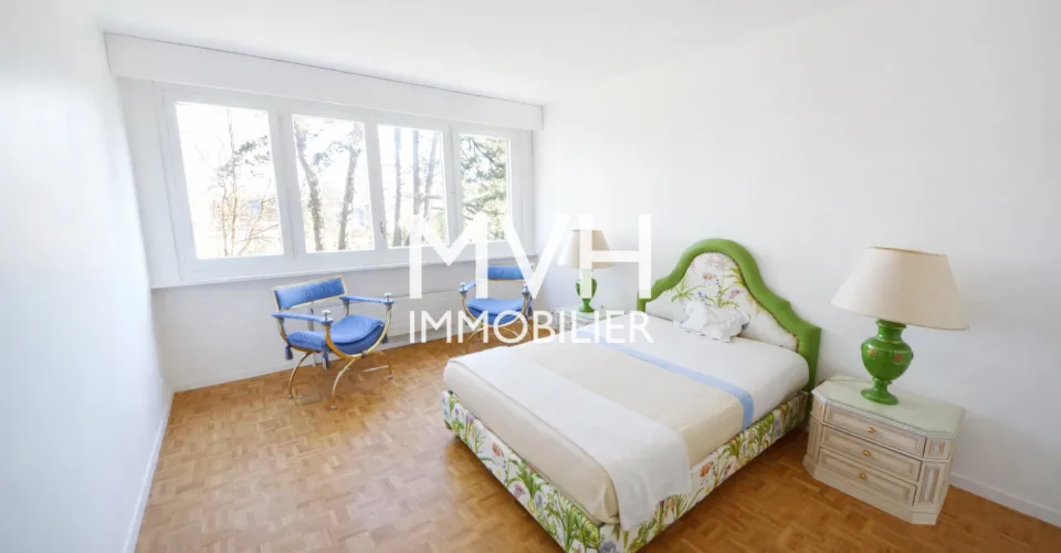 Appartement 3 pièces au calme avec piscine