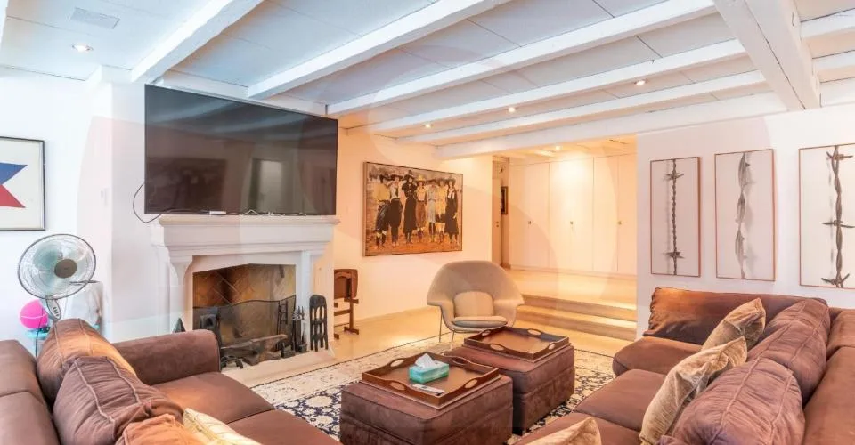 Maison de maître avec piscine intérieure – Foto 11 von 11