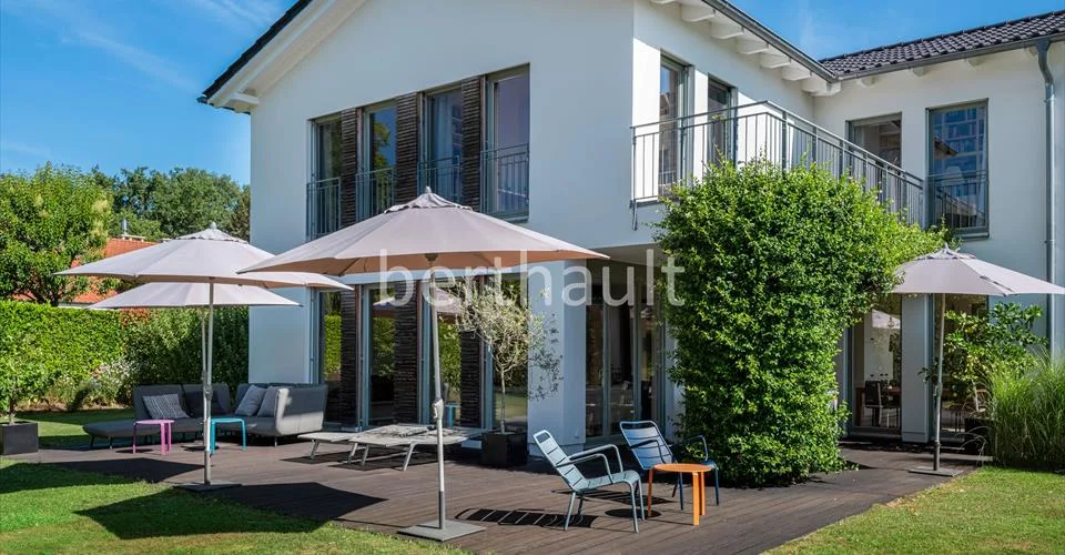 VANDOEUVRES - EXCLUSIVITE - Magnifique villa avec vue sur le Mont-Blanc