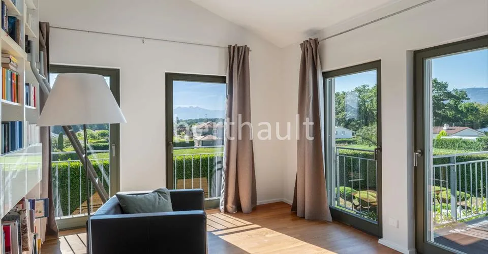 VANDOEUVRES - EXCLUSIVITE - Magnifique villa avec vue sur le Mont-Blanc