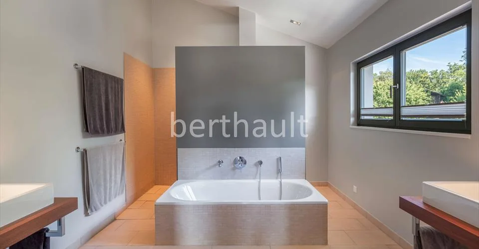 VANDOEUVRES - EXCLUSIVITE - Magnifique villa avec vue sur le Mont-Blanc
