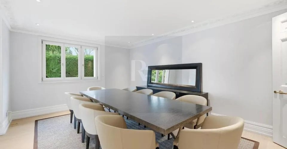 Magnifique villa rénovée à Cologny