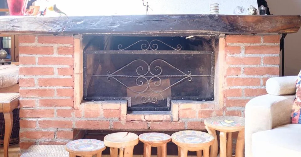 Maison de village de caractère avec jardin arborisé
