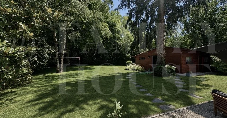 Spacieuse villa individuelle contemporaine