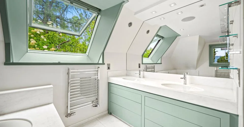 ANIERES - Magnifique villa avec vue panoramique sur le lac CHF 9,900,000.–