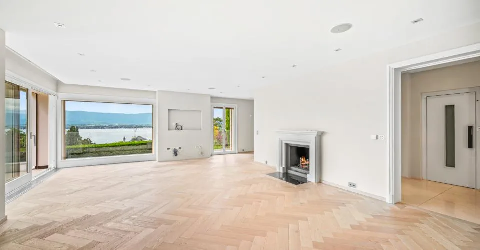 ANIERES - Magnifique villa avec vue panoramique sur le lac CHF 9,900,000.–