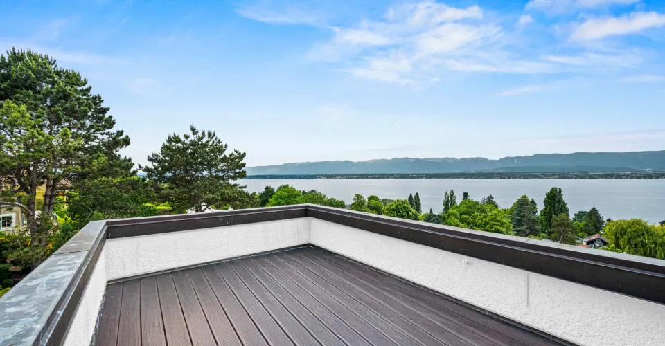 ANIERES - Magnifique villa avec vue panoramique sur le lac CHF 9,900,000.–