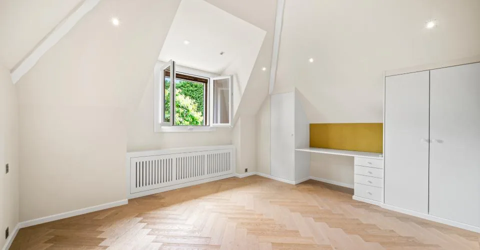ANIERES - Magnifique villa avec vue panoramique sur le lac CHF 9,900,000.–