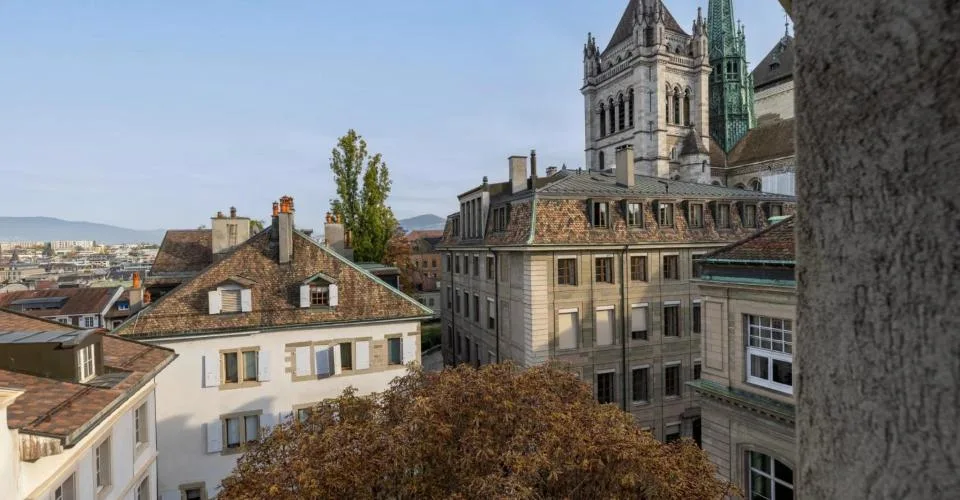Appartement de 5 pièces avec vue sur le lac et la Cathédrale