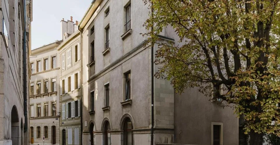 Appartement de 5 pièces avec vue sur le lac et la Cathédrale