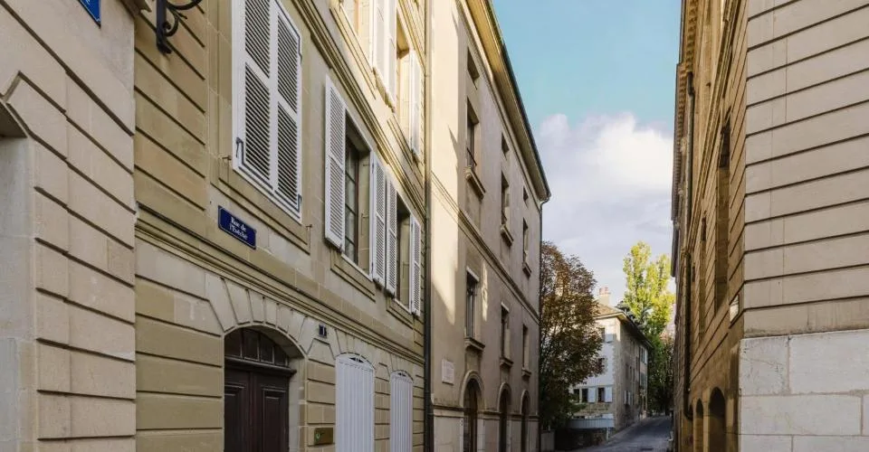 Appartement de 5 pièces avec vue sur le lac et la Cathédrale
