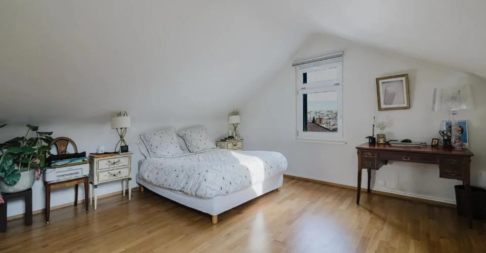 Appartement de 5 pièces avec vue sur le lac et la Cathédrale