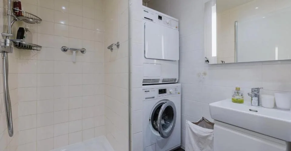 Appartement de 5 pièces avec vue sur le lac et la Cathédrale