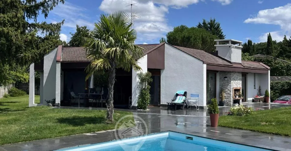 Vessy, Genève - Villa d'architecte avec piscine extérieure