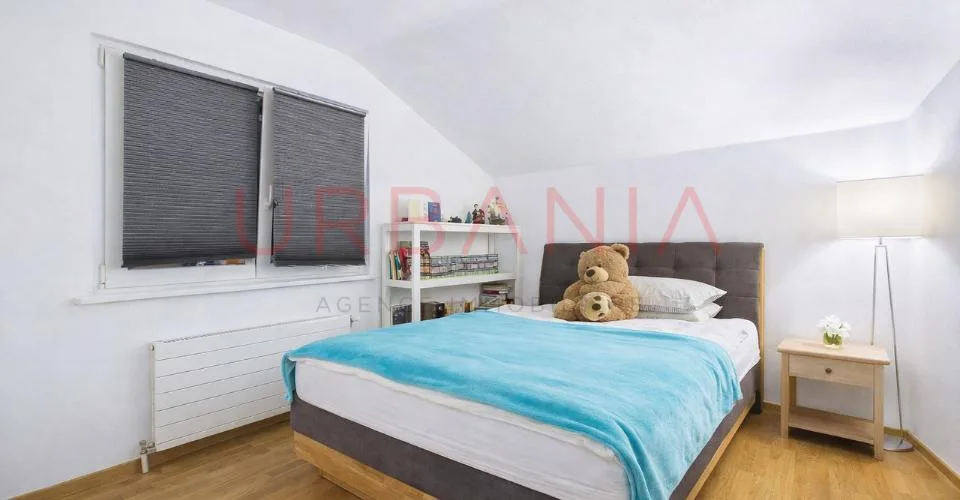 Villa individuelle rénovée avec double logement – Genthod